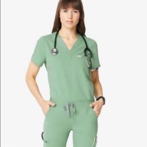 SOLD FIGS Catarina one pocket scrub top JADE